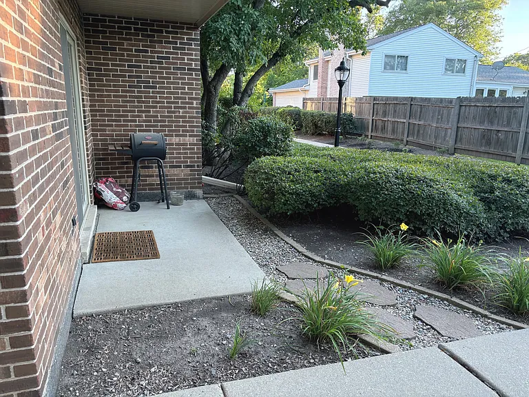 910 W Alleghany Dr #1C — Photo 9