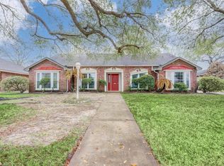 1418 Antigua Ln, Houston, TX 77058