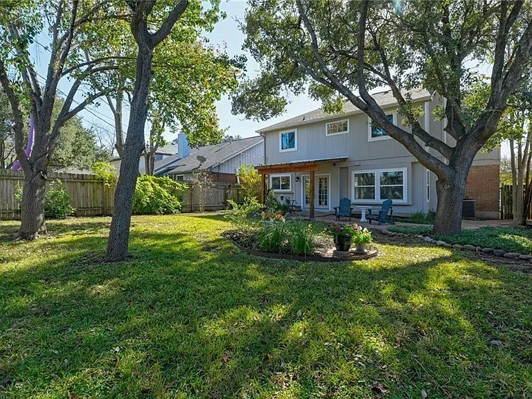 4602 Everest Ln — Photo 25
