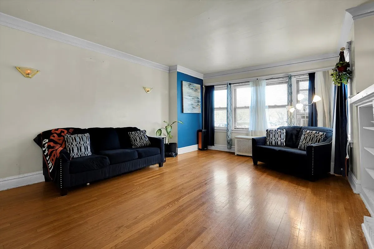 3 bed, 1450 sqft, $1,850 — Photo 3