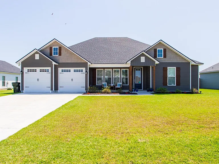 3921 Countess Ct — Photo 1
