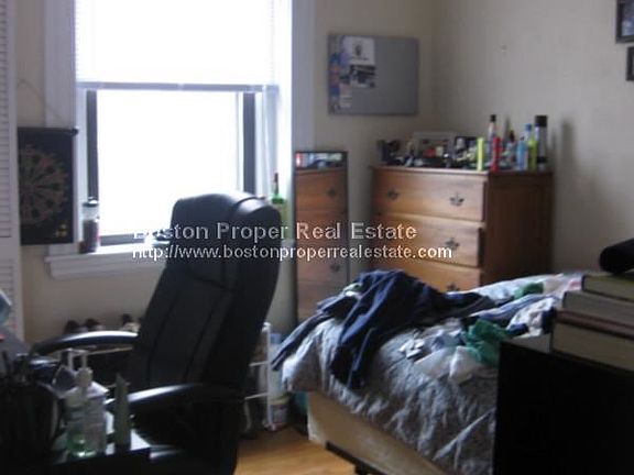 583 Beacon St. #6 Boston - Kenmore Unit Photo 2