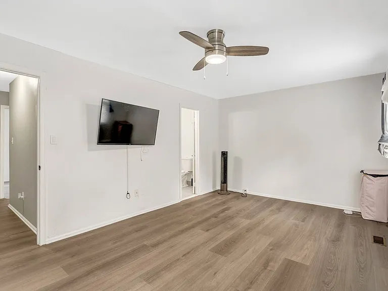 1848 Heather Glen Ct — Photo 20
