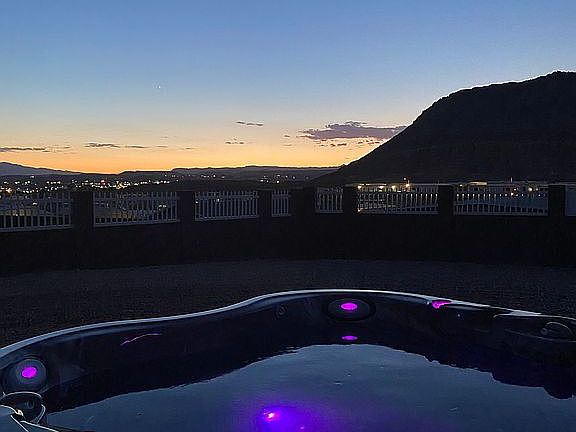 3rd image of 1563 E Scenic Sunrise Dr