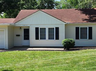 2413 SW 22nd St, Topeka, KS 66611