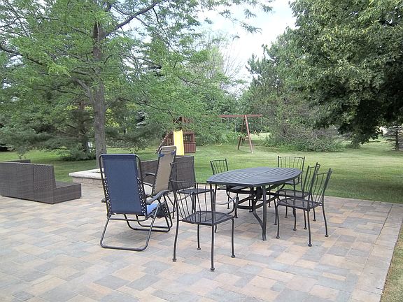 5th image of 108 W Ironwood Ln