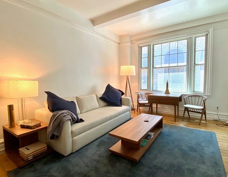 1st image of 170 W 74th St #209W