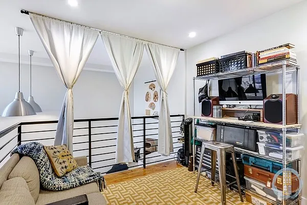 Rented by Brooklyn Rentals NYC | media 32