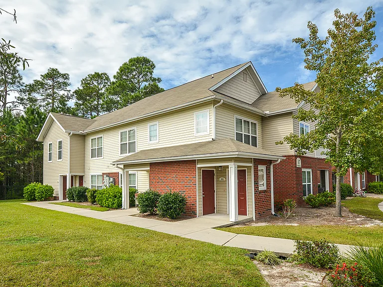 Cardinal Pointe at The Highlands — Photo 4