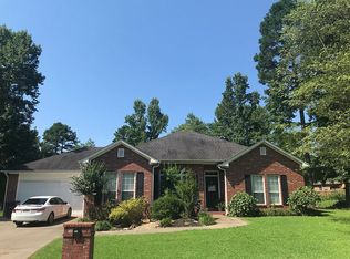 202 Rachel Cir, Russellville, AR 72802