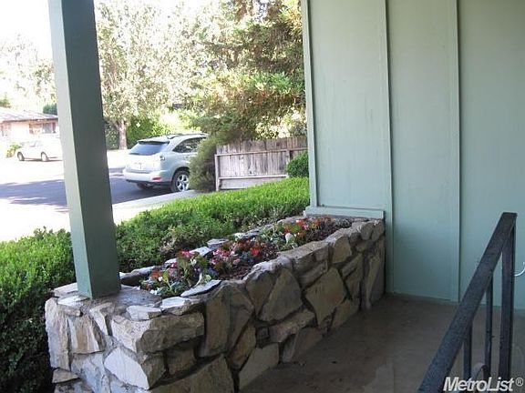 5th image of 1016 Eunice Ct