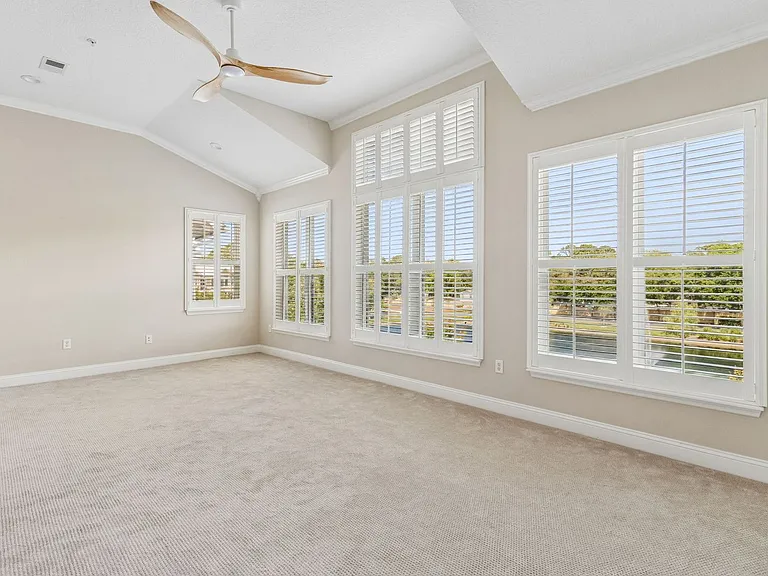 1850 Surf Side Dr — Photo 32