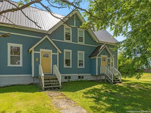 62 Queensway Way #60, Saint Stephen, NB E3L 1L4