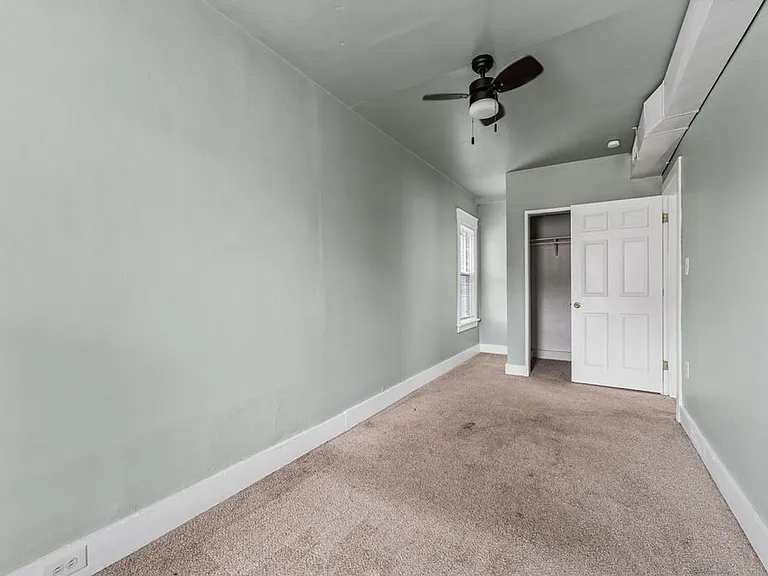 1060 W 10th Ave — Photo 10