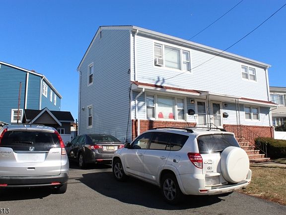 2nd image of 912 River Dr