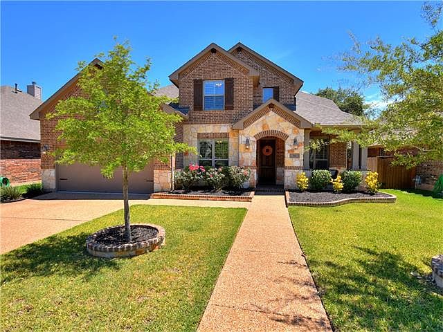 1st image of 114 Driftwood Dr