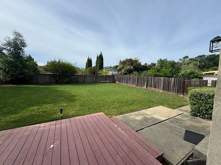 3445 Quincey Ln — Photo 27