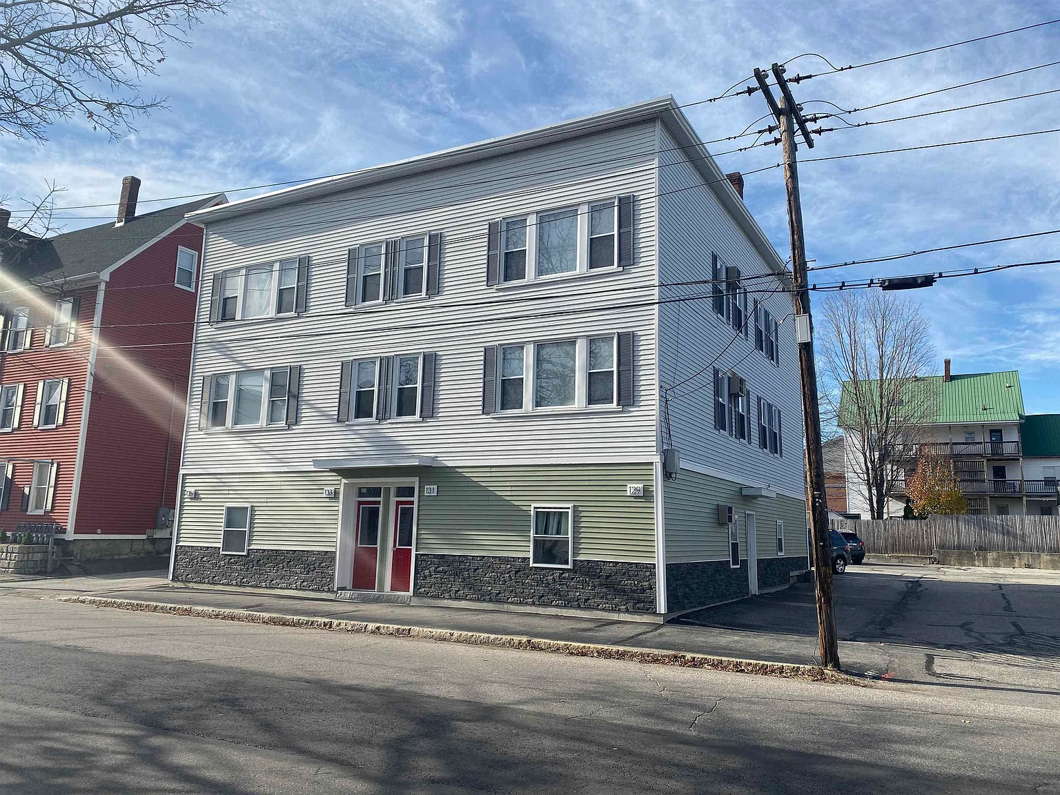 2 bed, 1.0 bath, 875 sqft, $1,890 — Photo 3