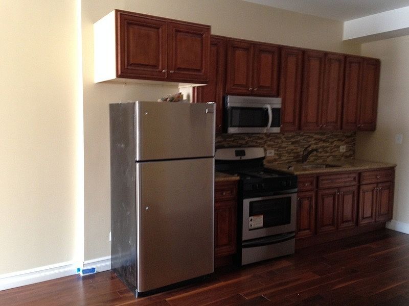 1st image of 167 E 116th St APT 4