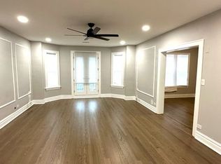 1352 W Carmen Ave #1F, Chicago, IL 60640