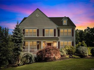 14 Heather Rdg, Highland Mills, NY 10930