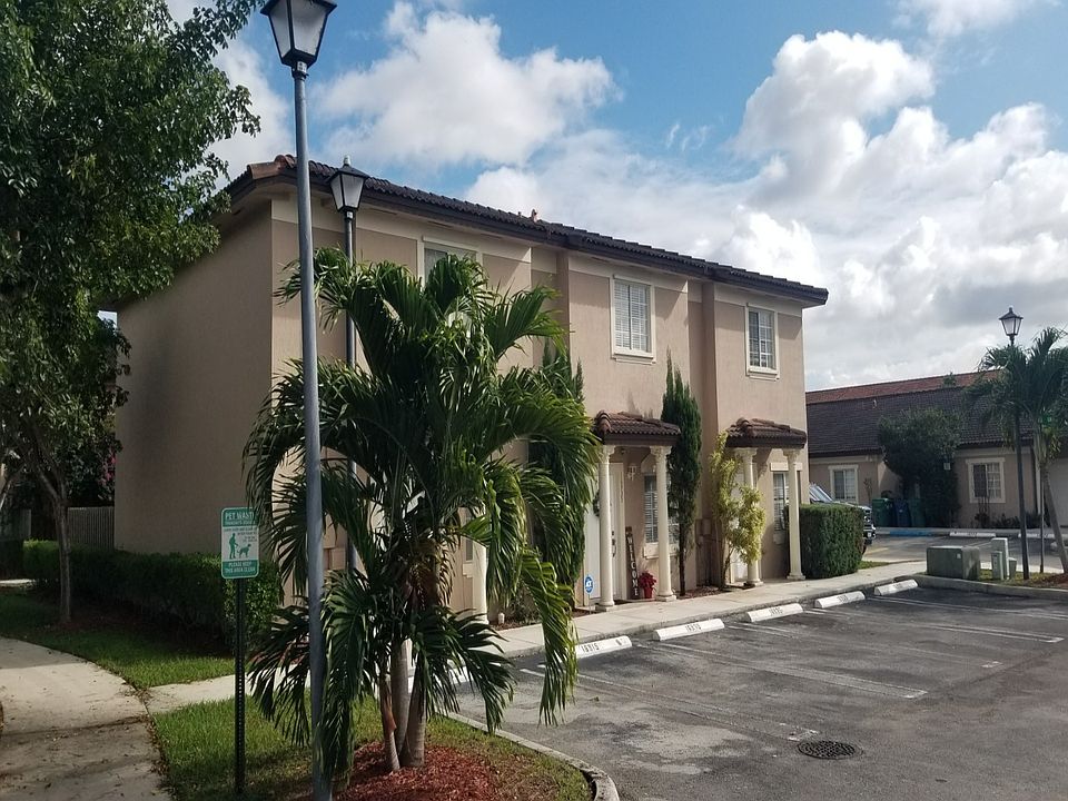 16955 SW 137th Psge Miami, FL, 33177 Apartments for Rent Zillow