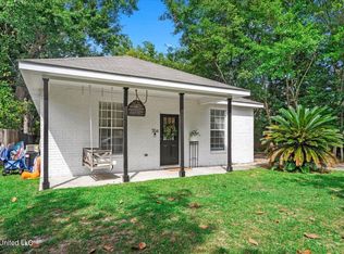 704 Allendale Ave, Gulfport, MS 39501