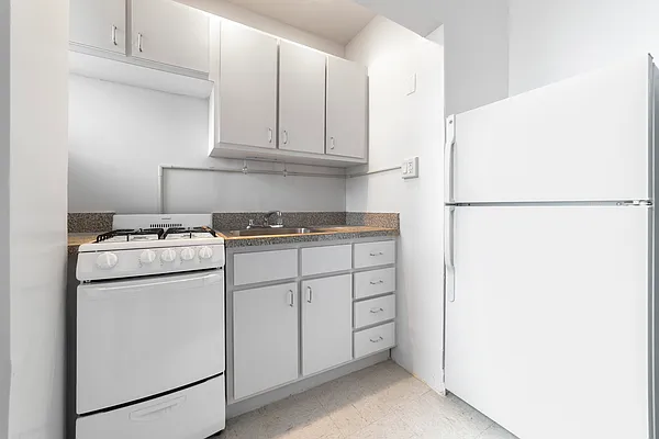 Rented by MNS | media 10