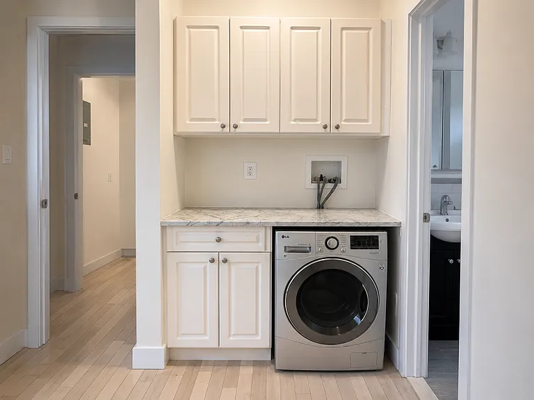 1803 Beverley Rd #1D — Photo 5