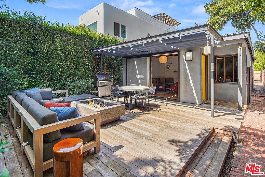 671 Oxford Ave, Venice, CA 90291 | Zillow