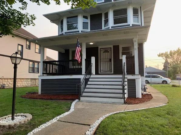 616 S 17th Ave, Maywood, IL 60153