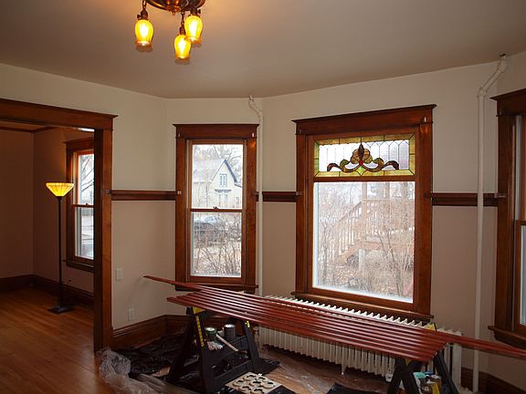 2nd image of 2506 30th Ave S