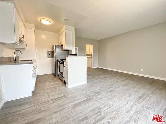 5th image of 12772 Pacific Ave #1A
