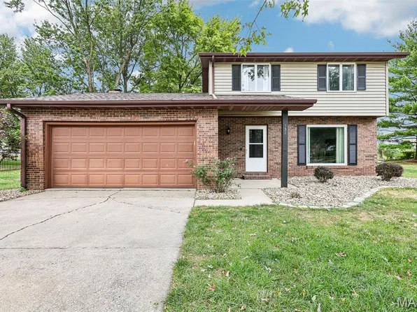 131 N 13th St, Breese, IL 62230