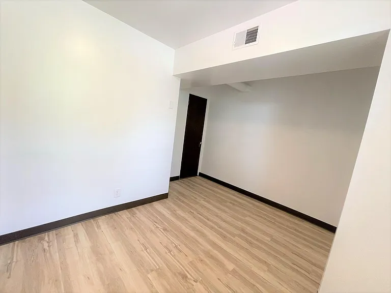 5710 Phillips Ave #A9 — Photo 47