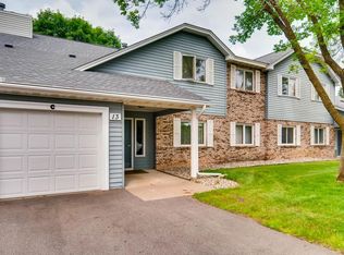 13 Fox Ridge Ct APT D, West Saint Paul, MN 55118