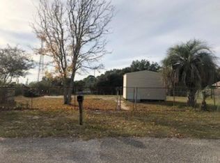 5320 McGrits Blvd, Pensacola, FL 32507