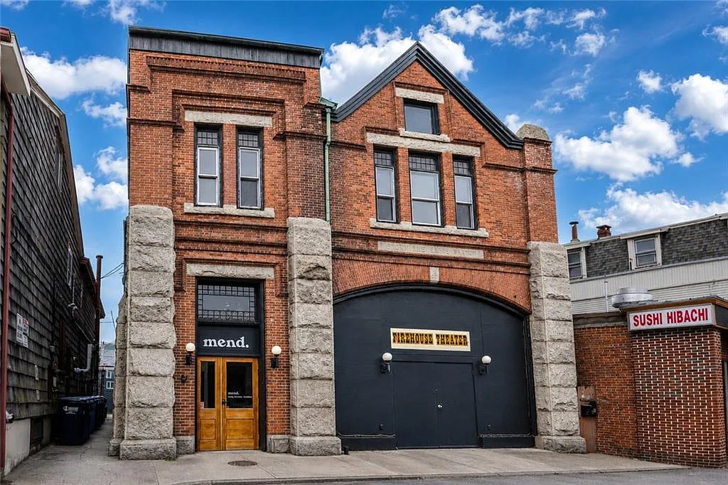 Firehouse — Photo 1