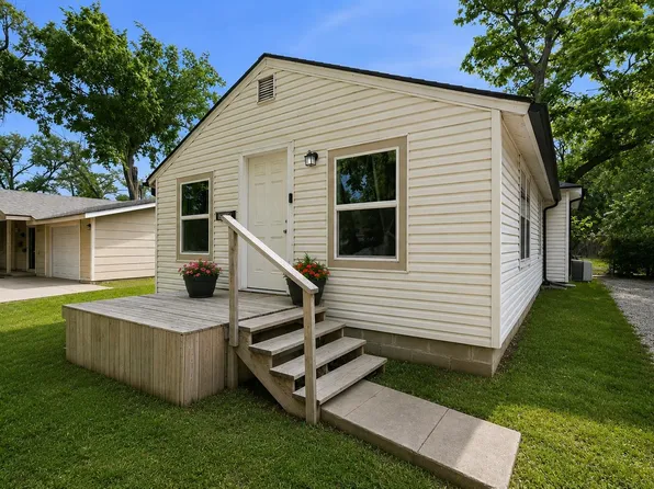 1832 S Bonn Ave, Wichita, KS 67213