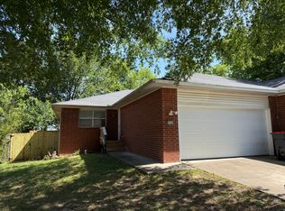 4310 Nightingale Ln #B, Springdale, AR 72762