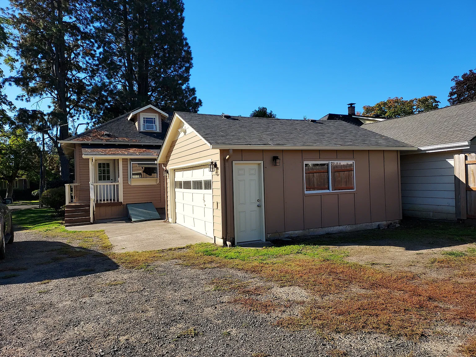 Pine St, Silverton — Photo 4