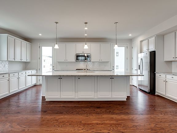 Breakfast bar in kitchen