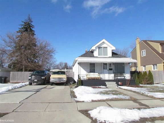 2nd image of 17471 Allen St