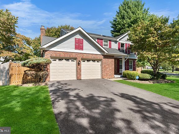 5th image of 20400 Watkins Meadow Dr
