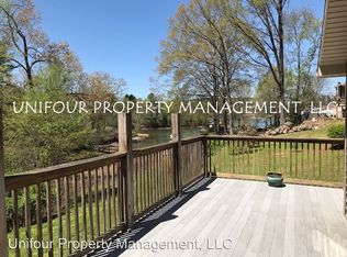 4109 6th Street Dr NW, Hickory, NC 28601