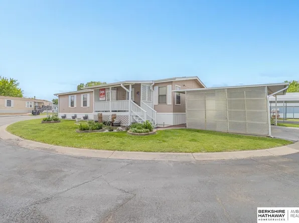 15054 Howe Plz #88, Omaha, NE 68144