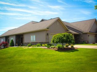 23 Eagle Dr, Endwell, NY 13760
