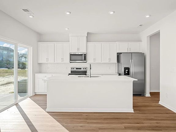 The Blackwell B Kitchen