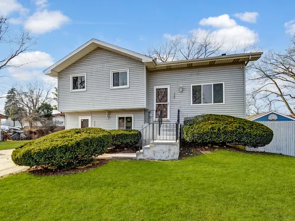 530 Parnell Ave, Chicago Heights, IL 60411