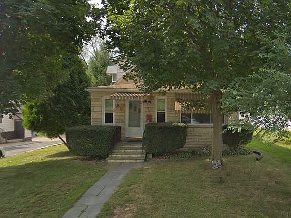 2nd image of 28 S Central Ave